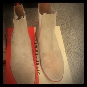 New republic sand chelsea boots